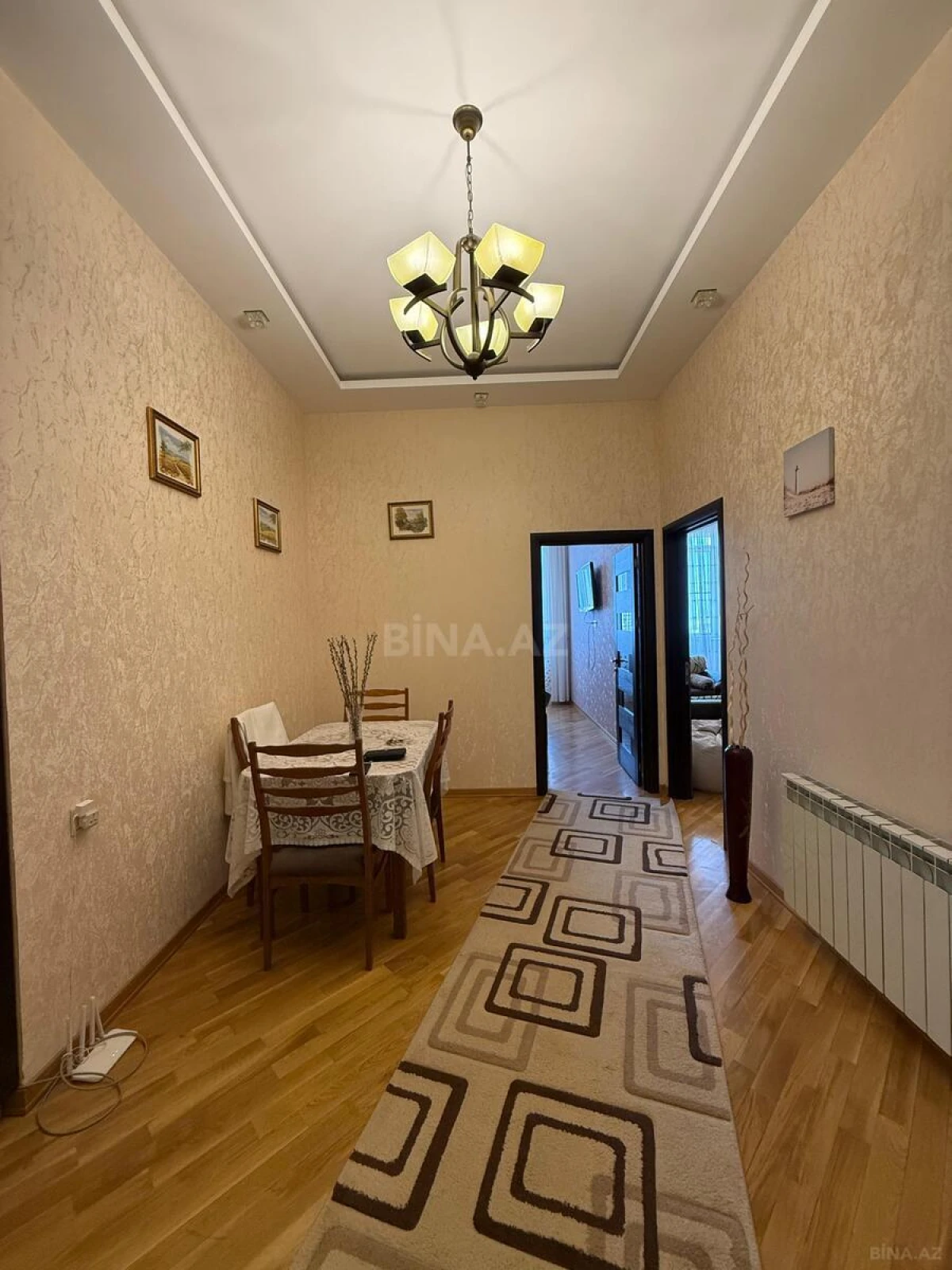 Satılır 2 otaqlı mənzil 82 m²