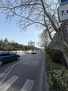 Satılır 2 otaqlı mənzil 82 m²