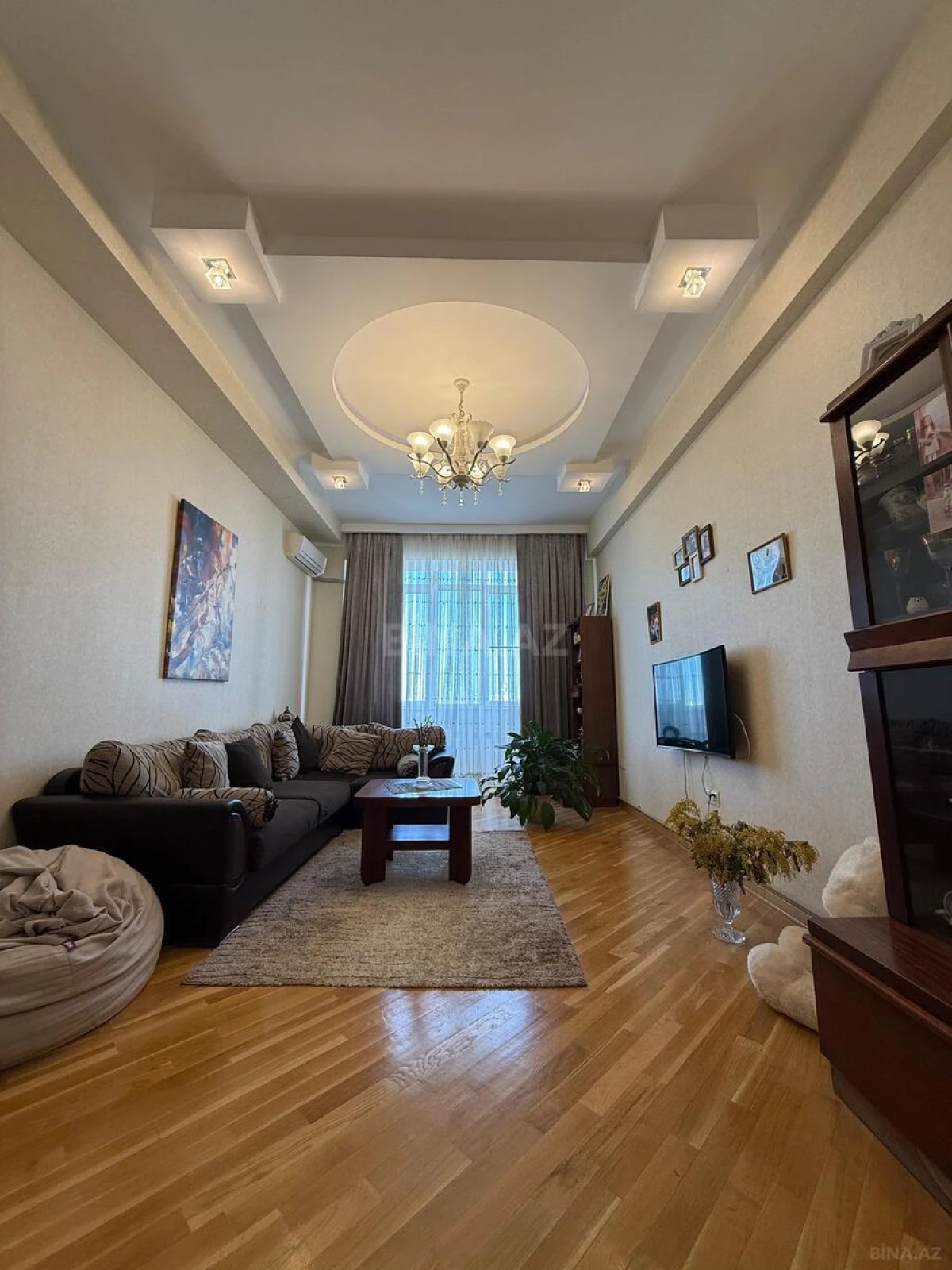 Satılır 2 otaqlı mənzil 82 m²