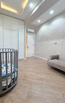 Satılır 3 otaqlı mənzil 127 m²