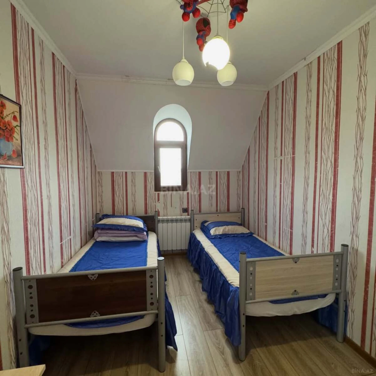 Satılır 6 otaqlı həyət evi 190 m²