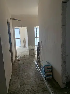 Satılır 4 otaqlı mənzil 165 m²