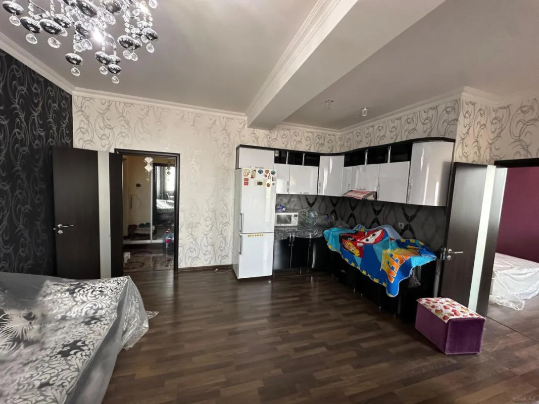 Satılır 2 otaqlı mənzil 63 m²