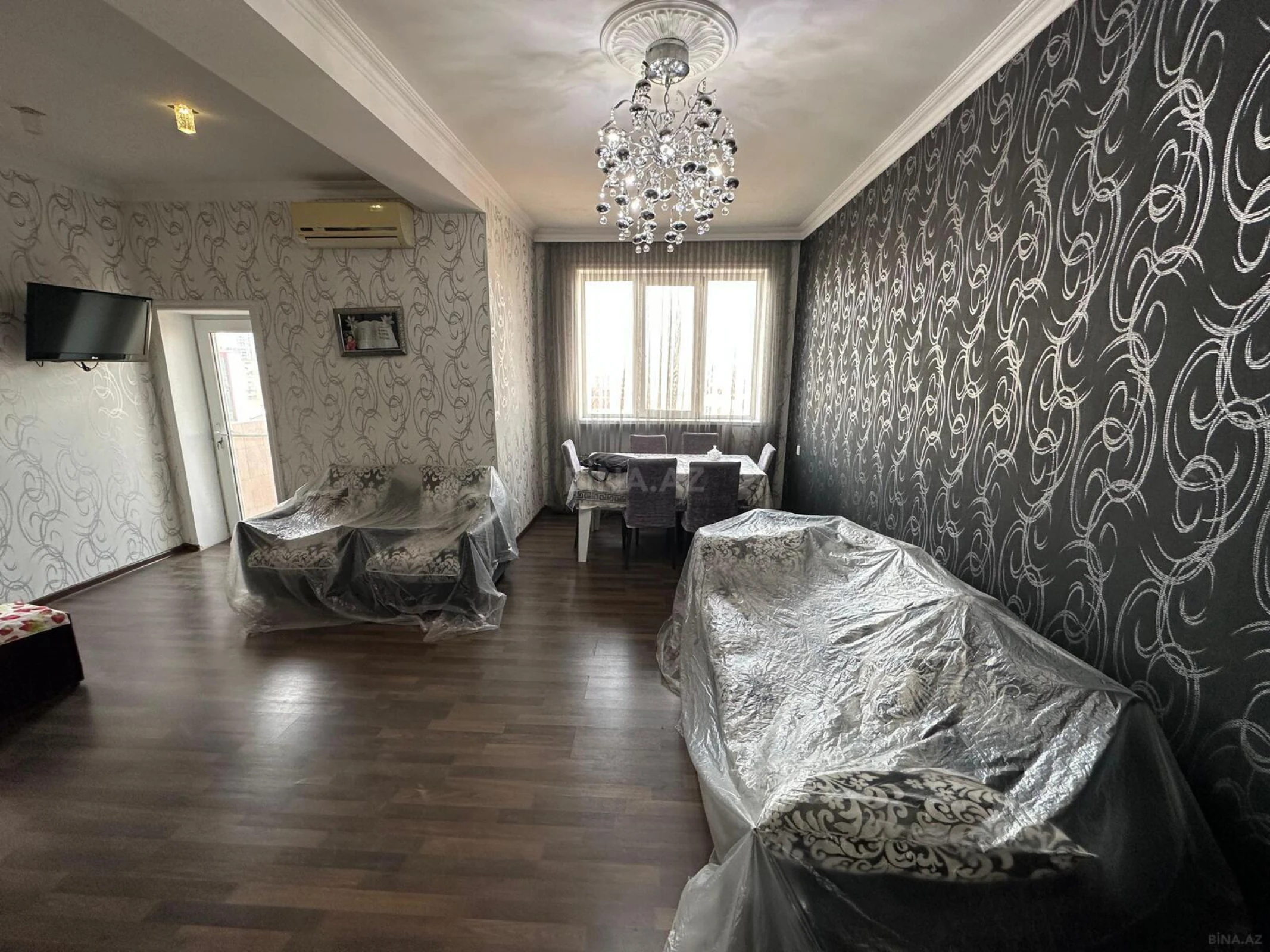 Satılır 2 otaqlı mənzil 63 m²