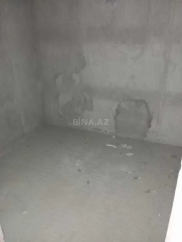 Satılır 2 otaqlı mənzil 83 m²