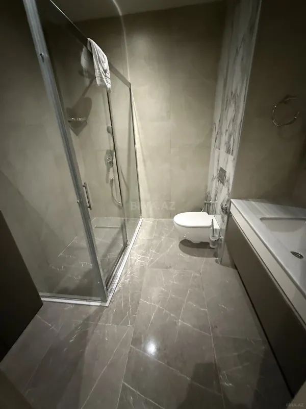 Kirayə verilir 2 otaqlı mənzil 100 m²