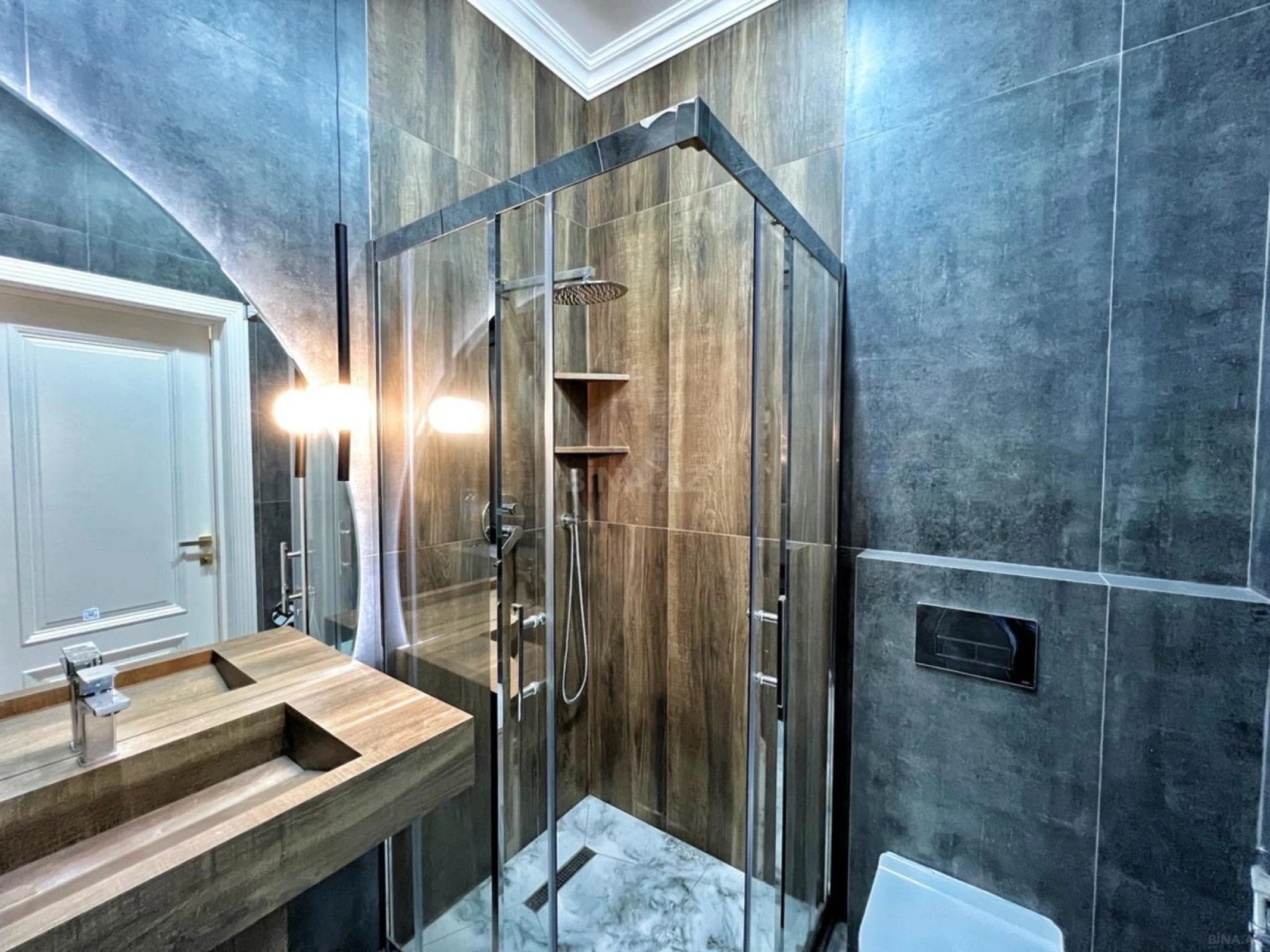 Satılır 6 otaqlı həyət evi 460 m²