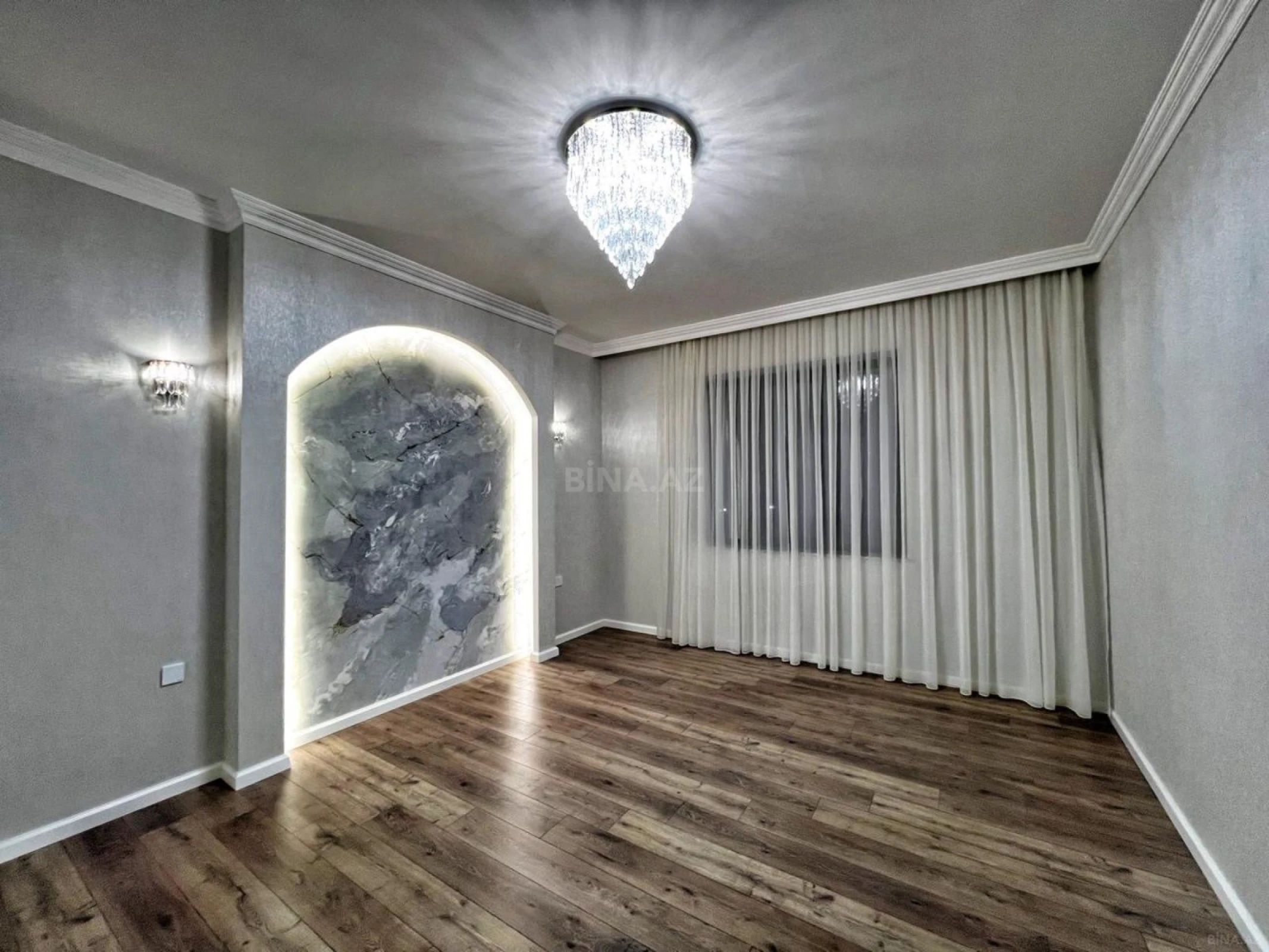 Satılır 6 otaqlı həyət evi 460 m²