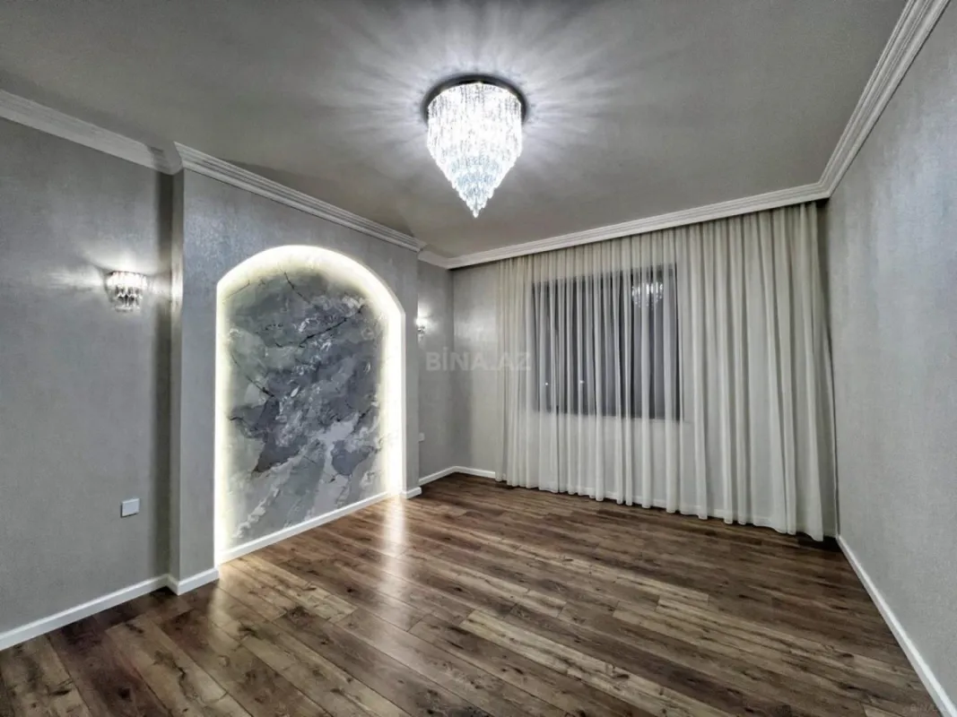 Satılır 6 otaqlı həyət evi 460 m²