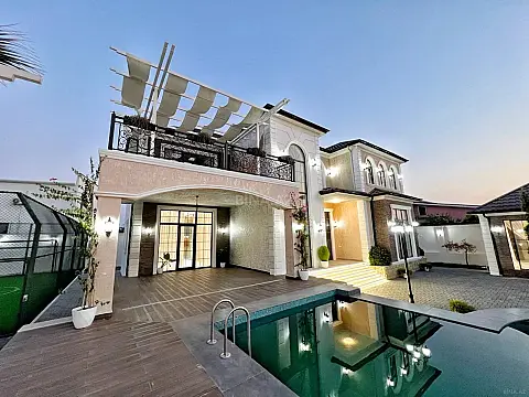 Satılır 6 otaqlı həyət evi 460 m²