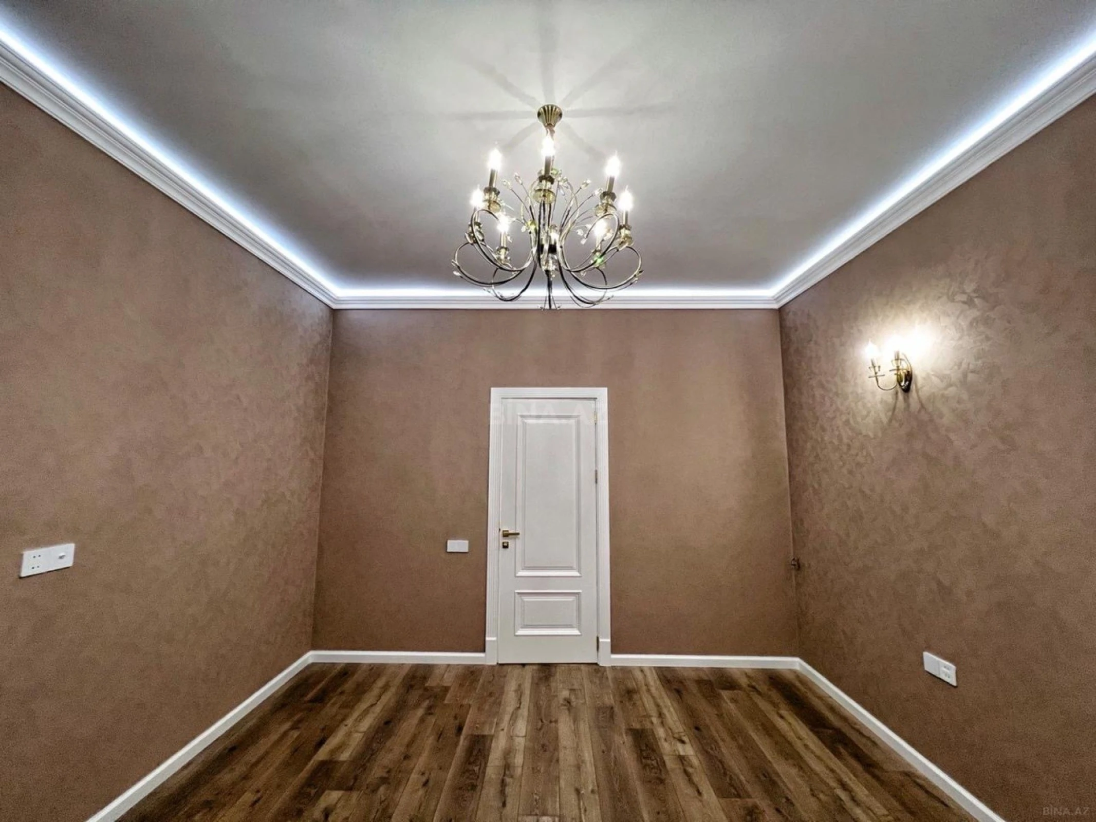 Satılır 6 otaqlı həyət evi 460 m²