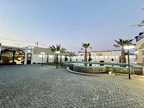 Satılır 6 otaqlı həyət evi 460 m²