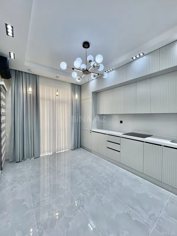 Satılır 2 otaqlı mənzil 80 m²