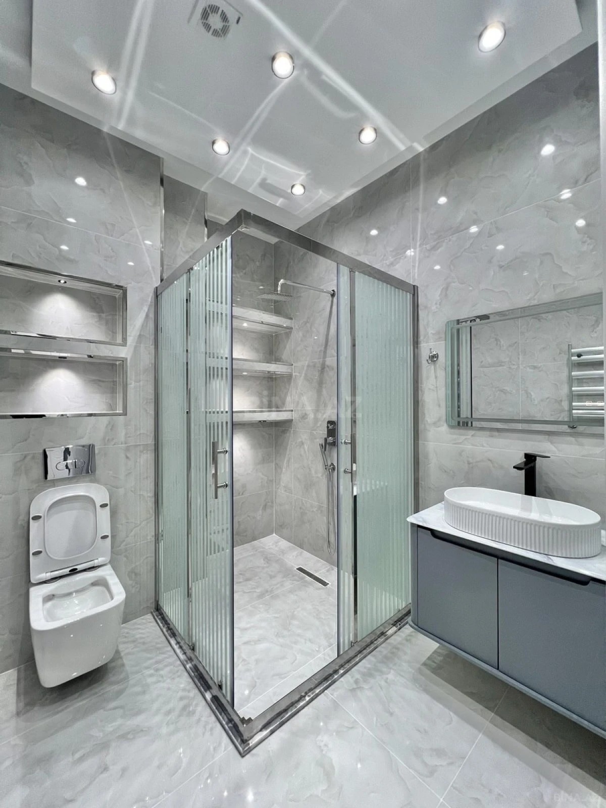 Satılır 2 otaqlı mənzil 80 m²