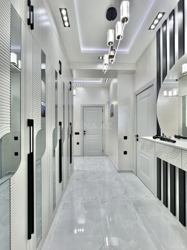 Satılır 2 otaqlı mənzil 80 m²