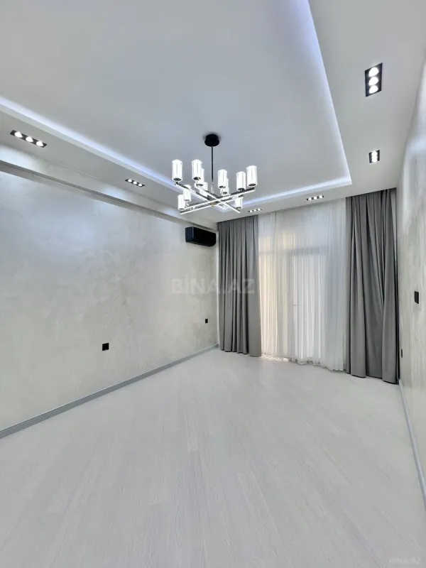 Satılır 2 otaqlı mənzil 80 m²