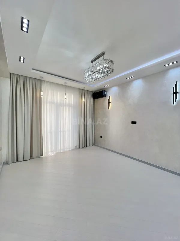 Satılır 2 otaqlı mənzil 80 m²