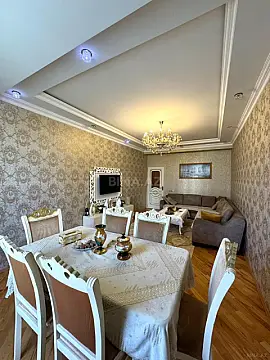 Satılır 3 otaqlı mənzil 115 m²
