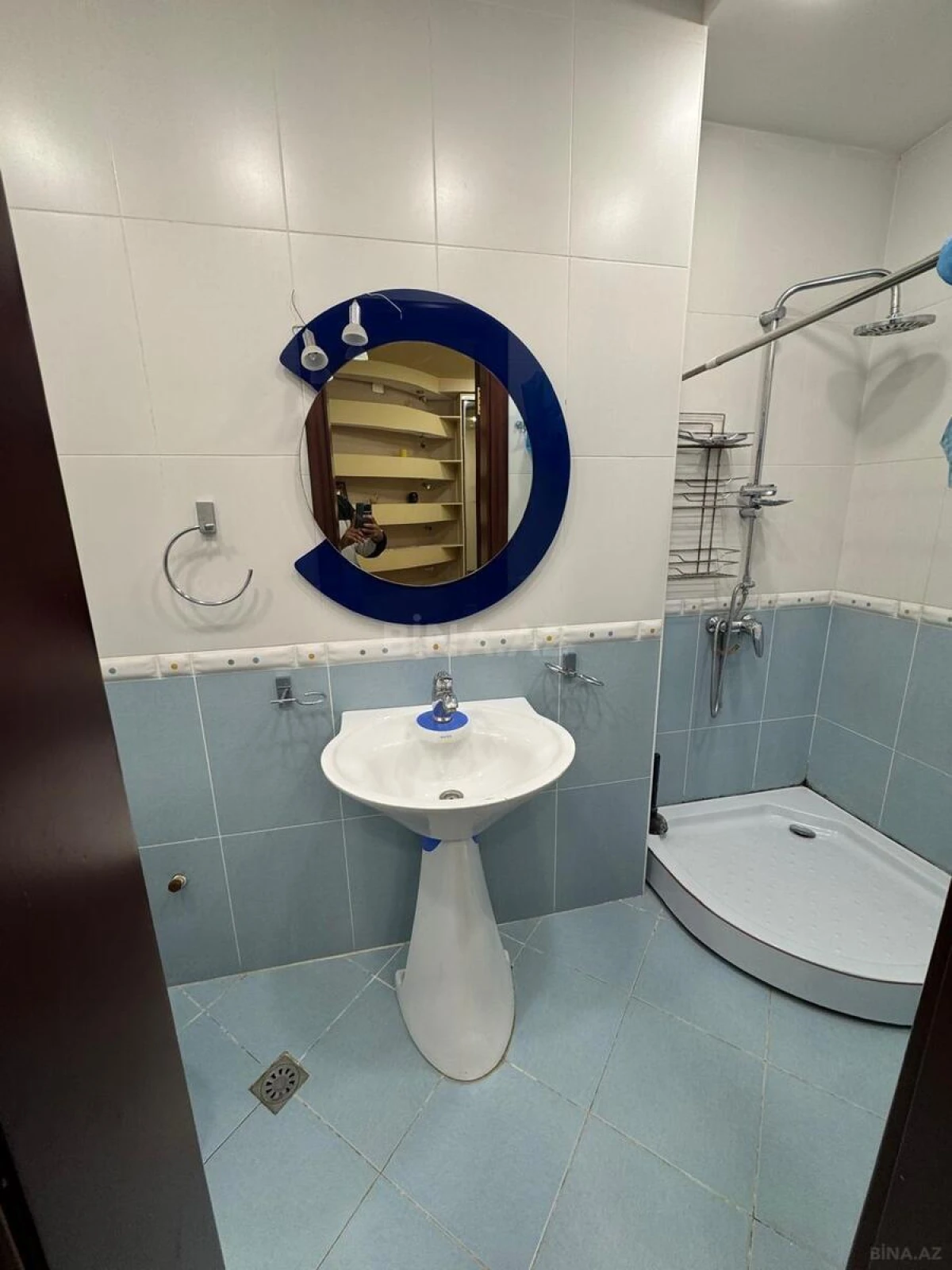 Kirayə verilir 3 otaqlı mənzil 150 m²