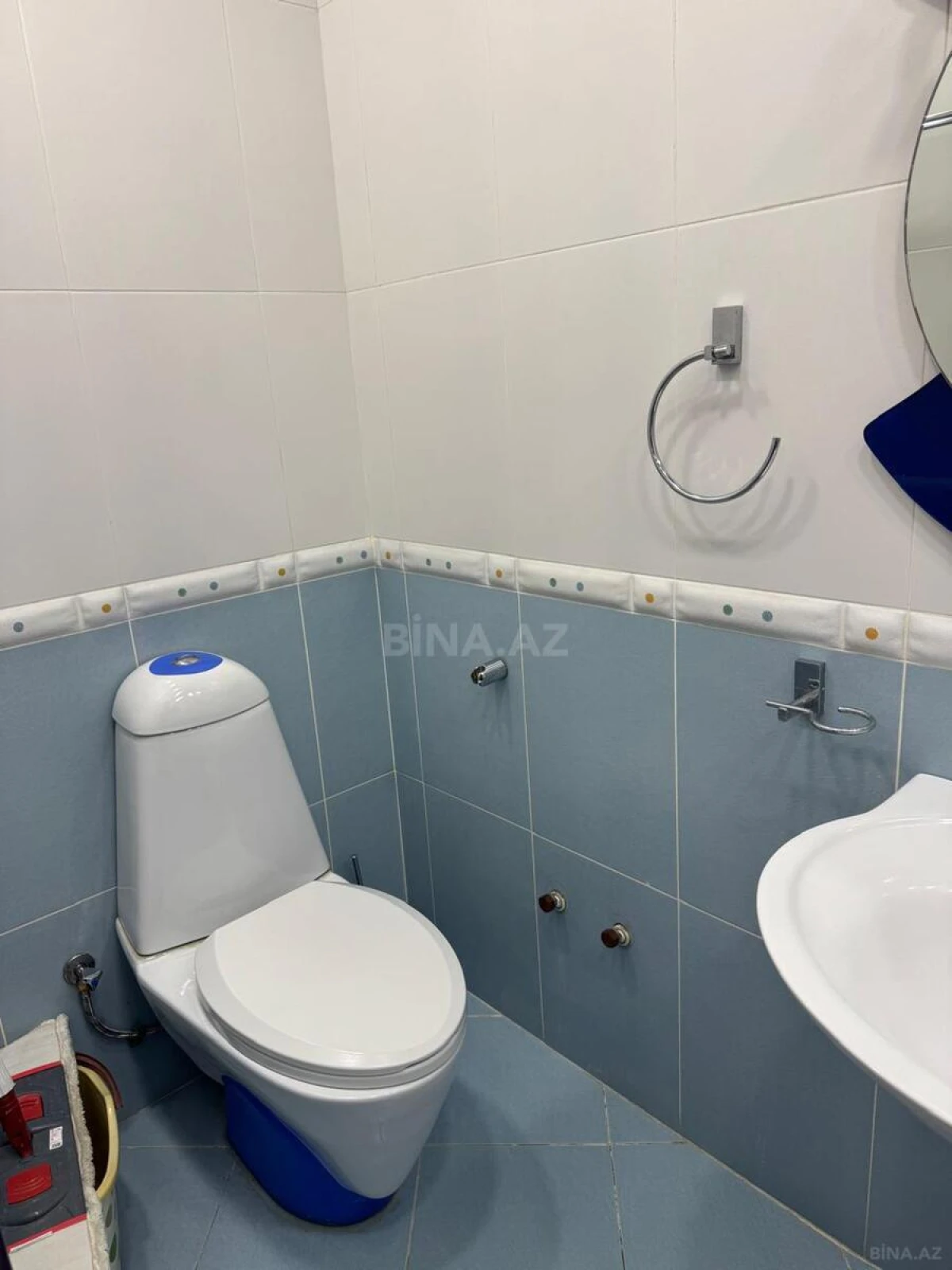 Kirayə verilir 3 otaqlı mənzil 150 m²