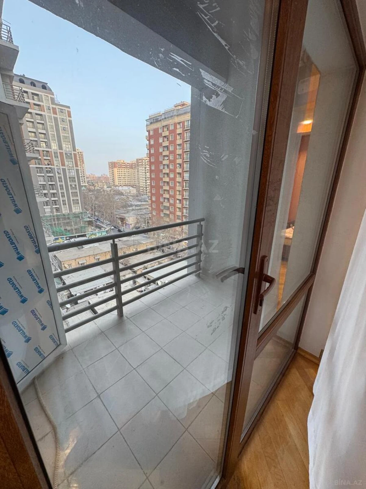 Kirayə verilir 3 otaqlı mənzil 150 m²