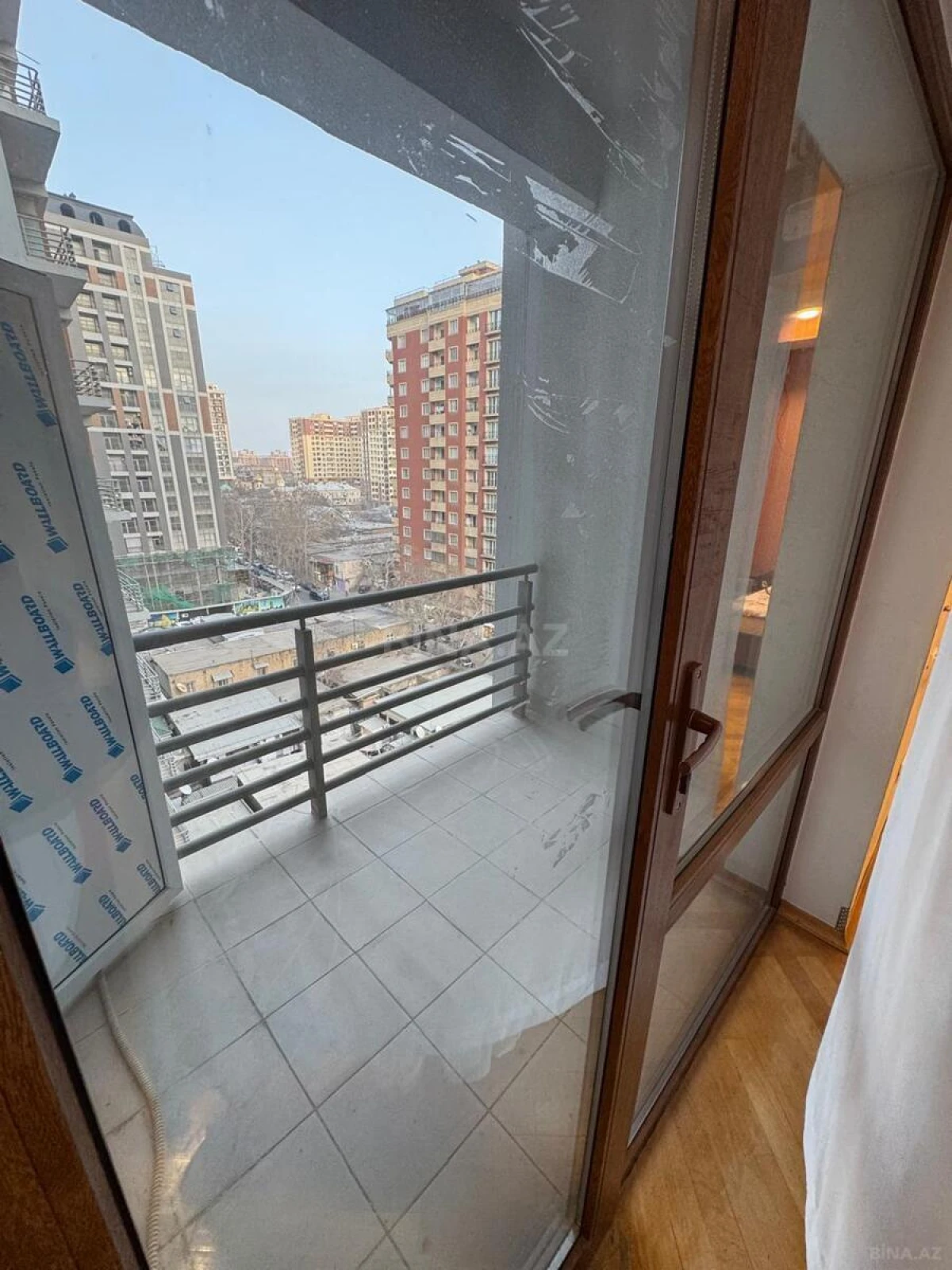 Kirayə verilir 3 otaqlı mənzil 150 m²