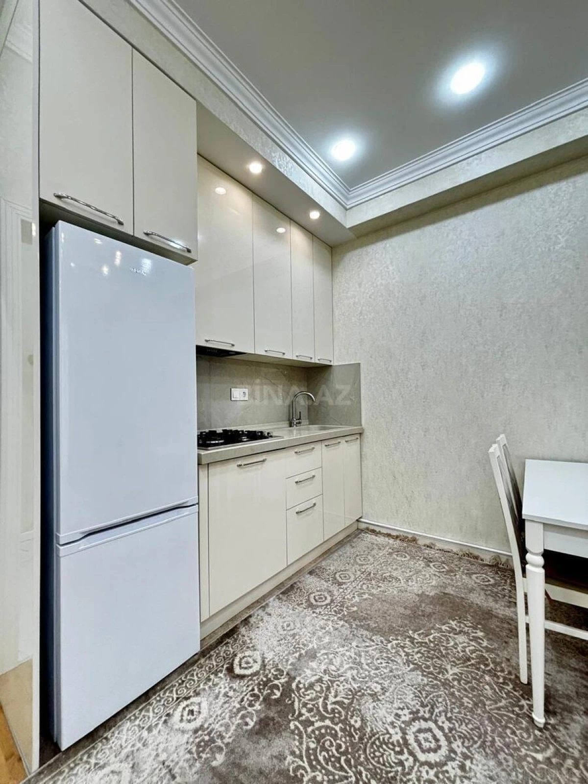 Kirayə verilir 2 otaqlı mənzil 55.7 m²