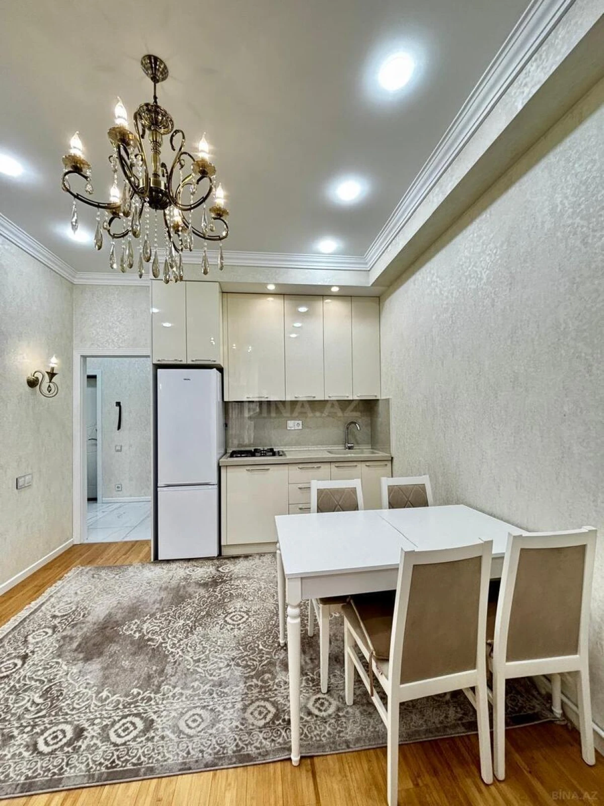 Kirayə verilir 2 otaqlı mənzil 55.7 m²