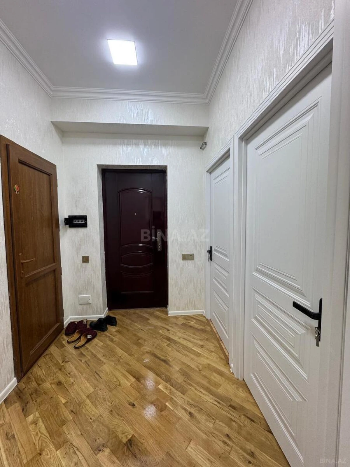Satılır 2 otaqlı mənzil 43 m²