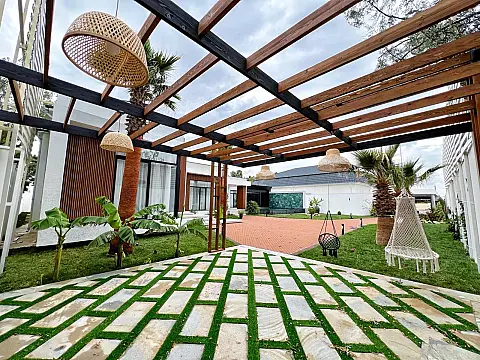 Satılır 5 otaqlı həyət evi 280 m²