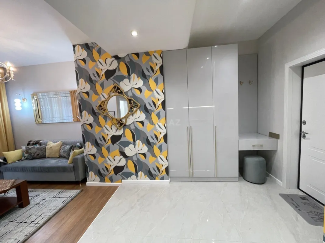 Satılır 2 otaqlı mənzil 55 m²