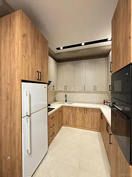 Satılır 2 otaqlı mənzil 81.5 m²