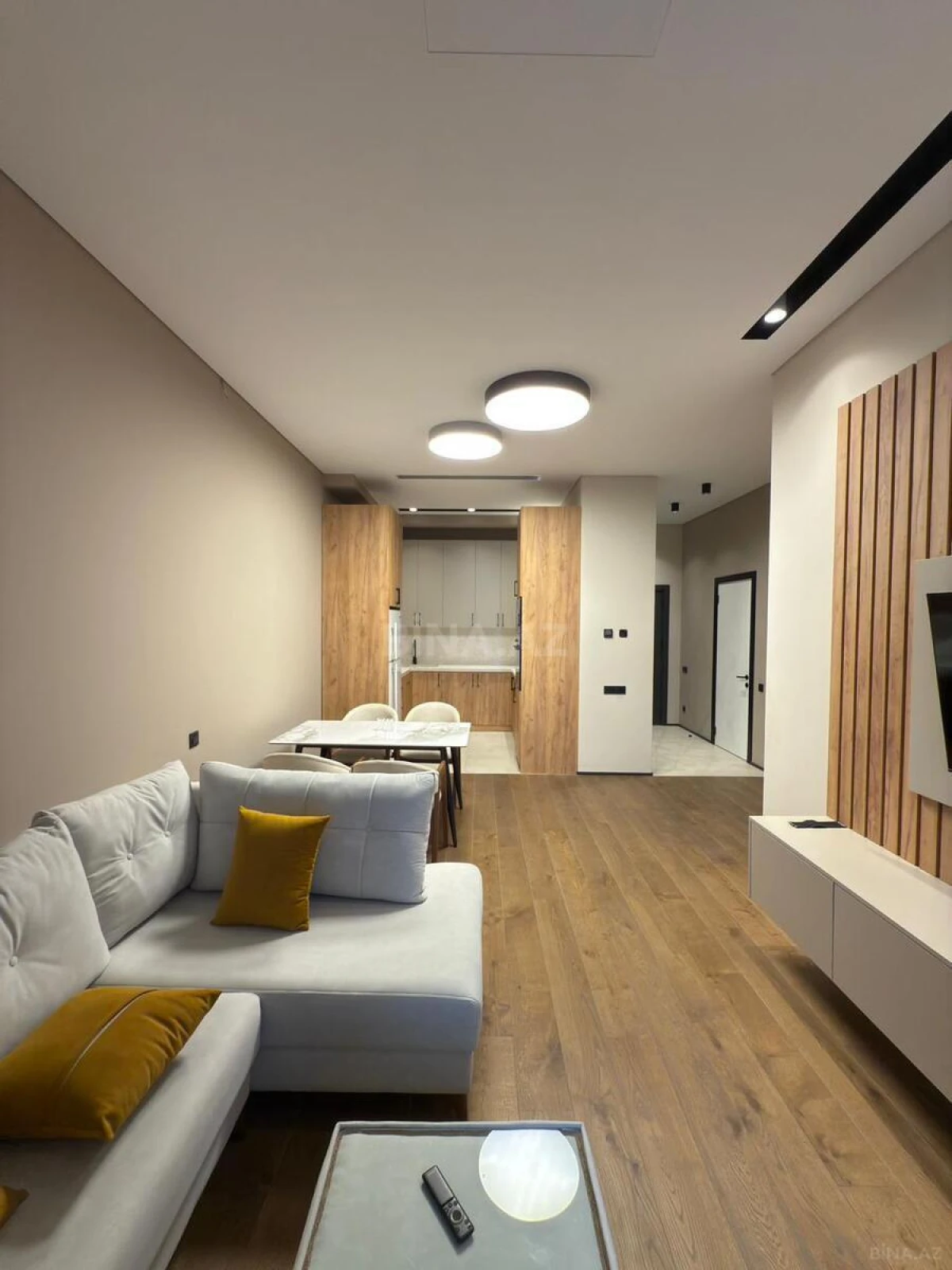 Satılır 2 otaqlı mənzil 81.5 m²