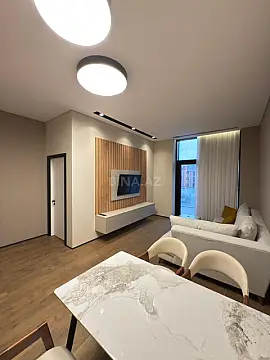 Satılır 2 otaqlı mənzil 81.5 m²