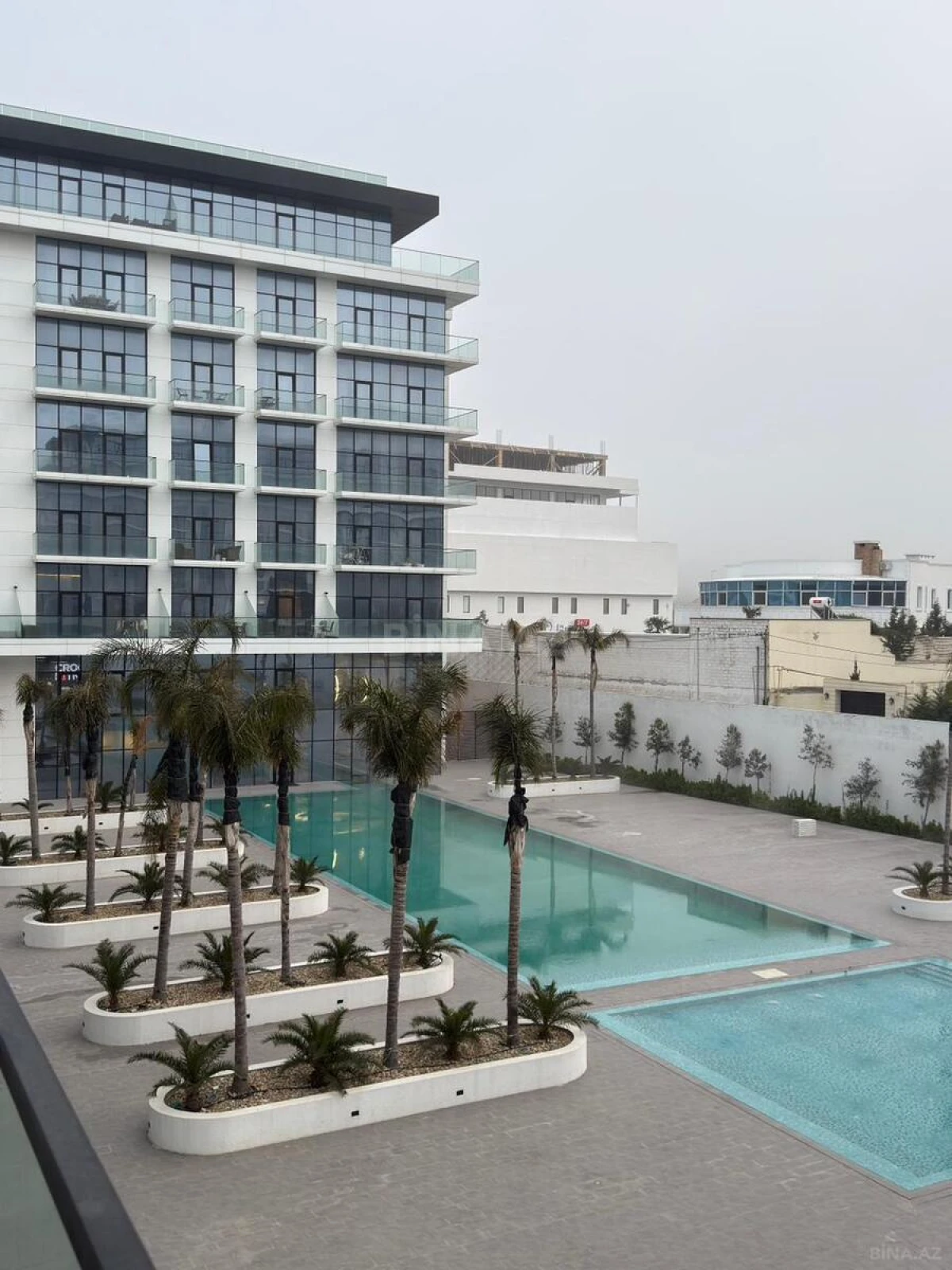 Satılır 2 otaqlı mənzil 81.5 m²