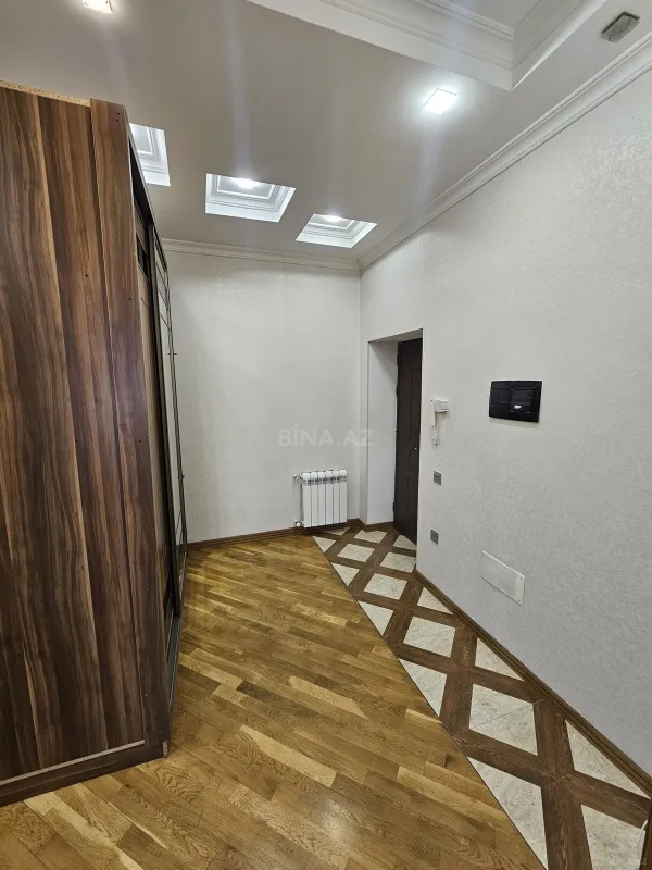 Kirayə verilir 2 otaqlı mənzil 80 m²