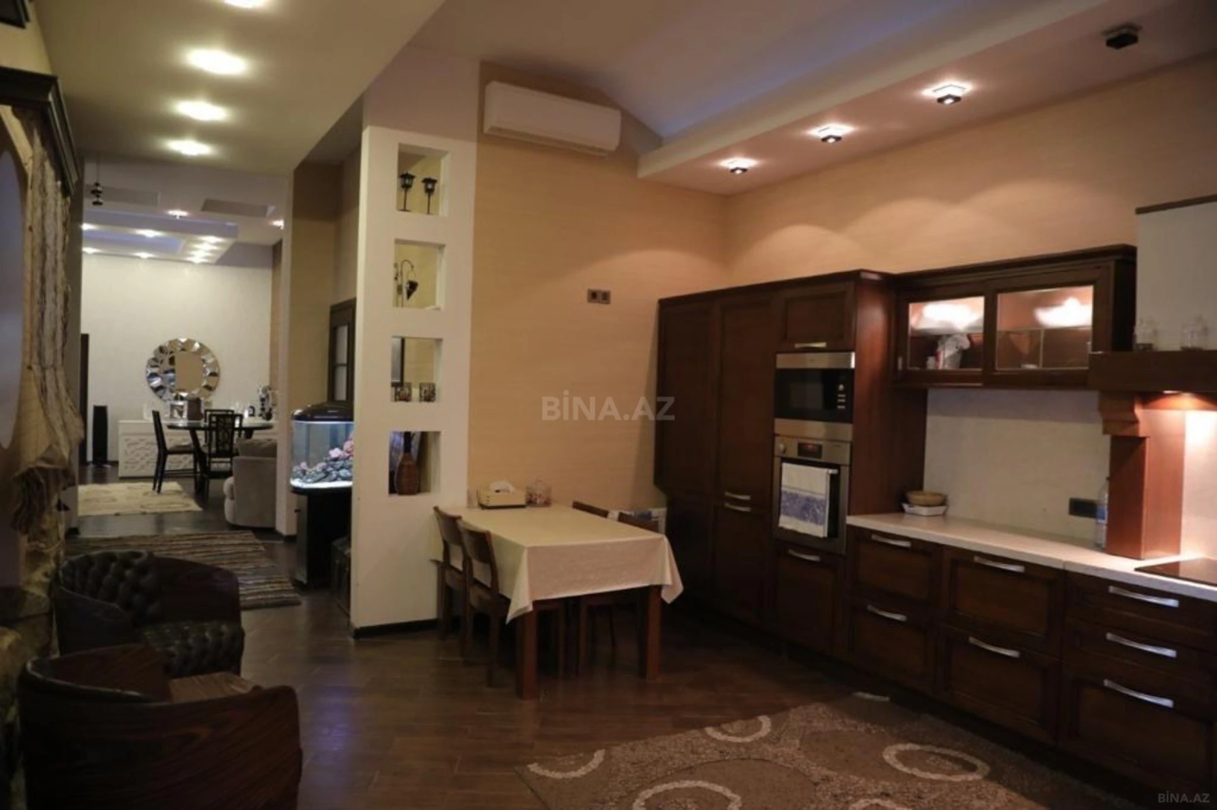 Kirayə verilir 5 otaqlı həyət evi 350 m²