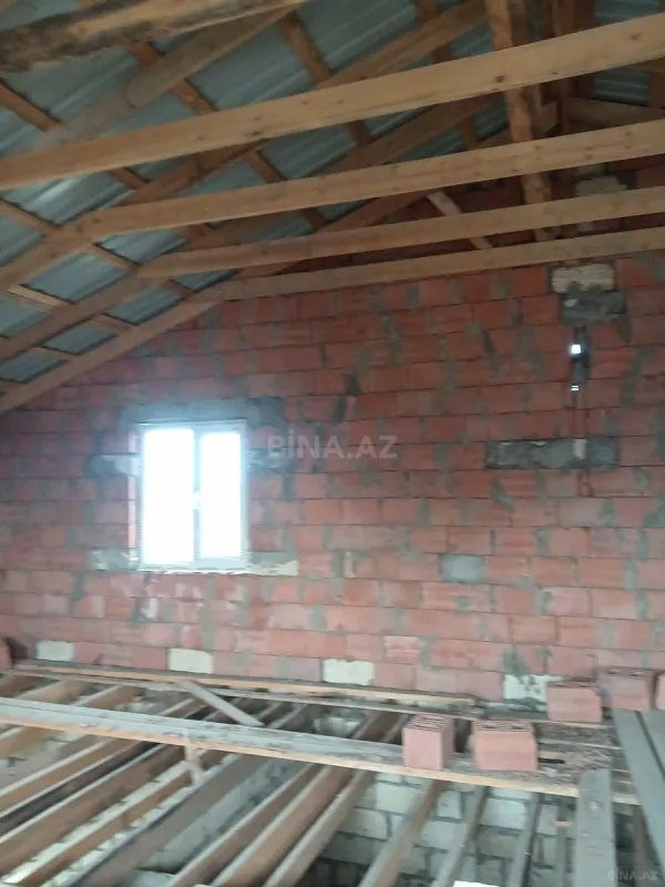 Satılır 4 otaqlı həyət evi 158 m²