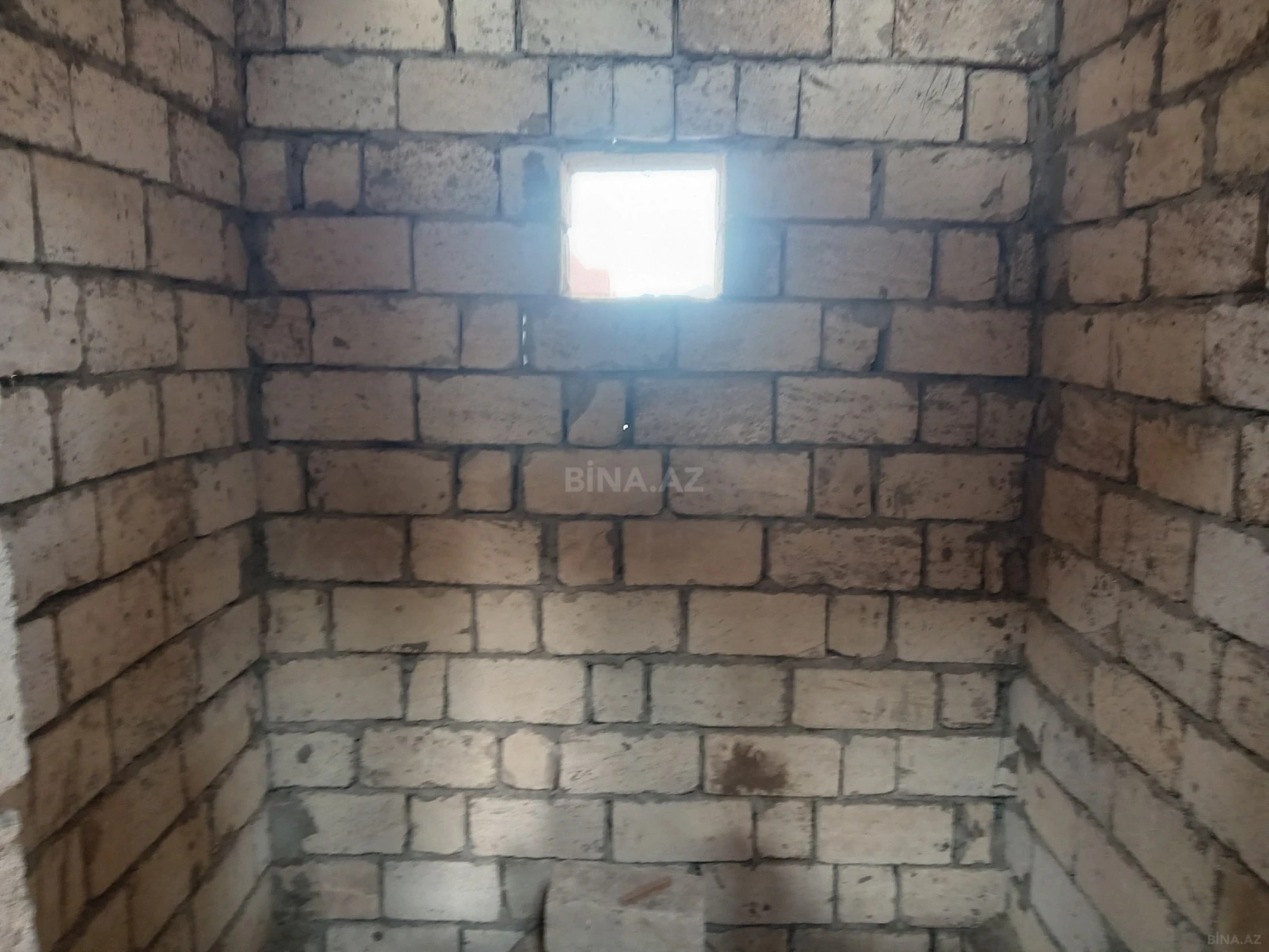 Satılır 4 otaqlı həyət evi 158 m²