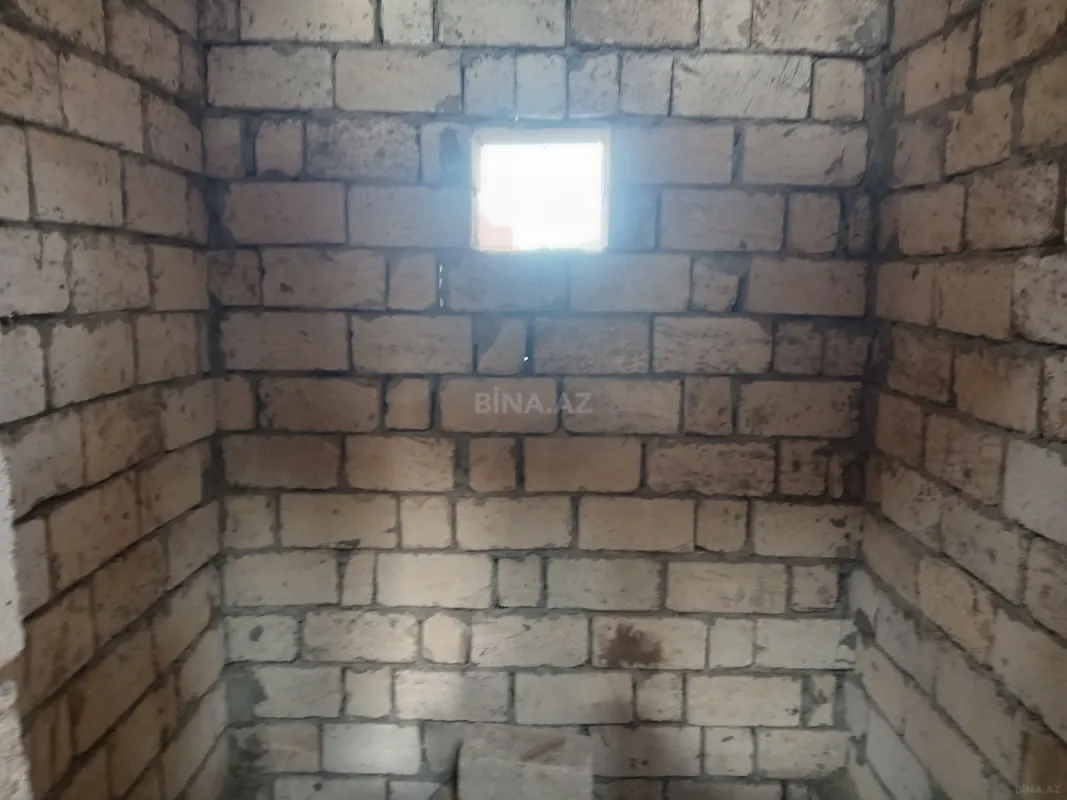 Satılır 4 otaqlı həyət evi 158 m²