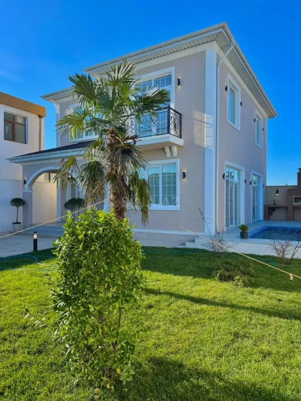 Satılır 4 otaqlı həyət evi 180 m²