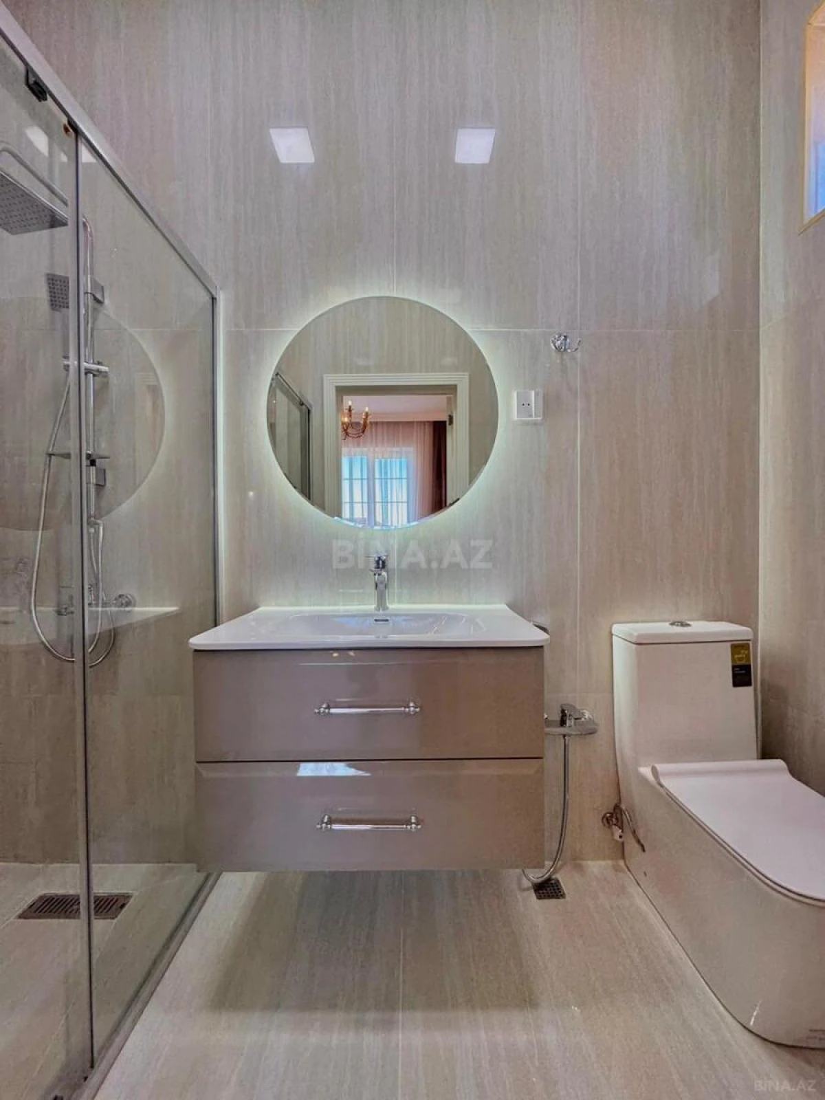 Satılır 4 otaqlı həyət evi 180 m²