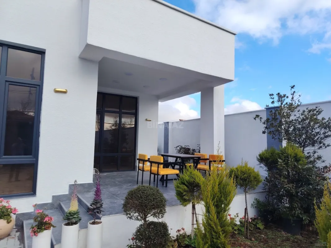 Satılır 4 otaqlı həyət evi 110 m²