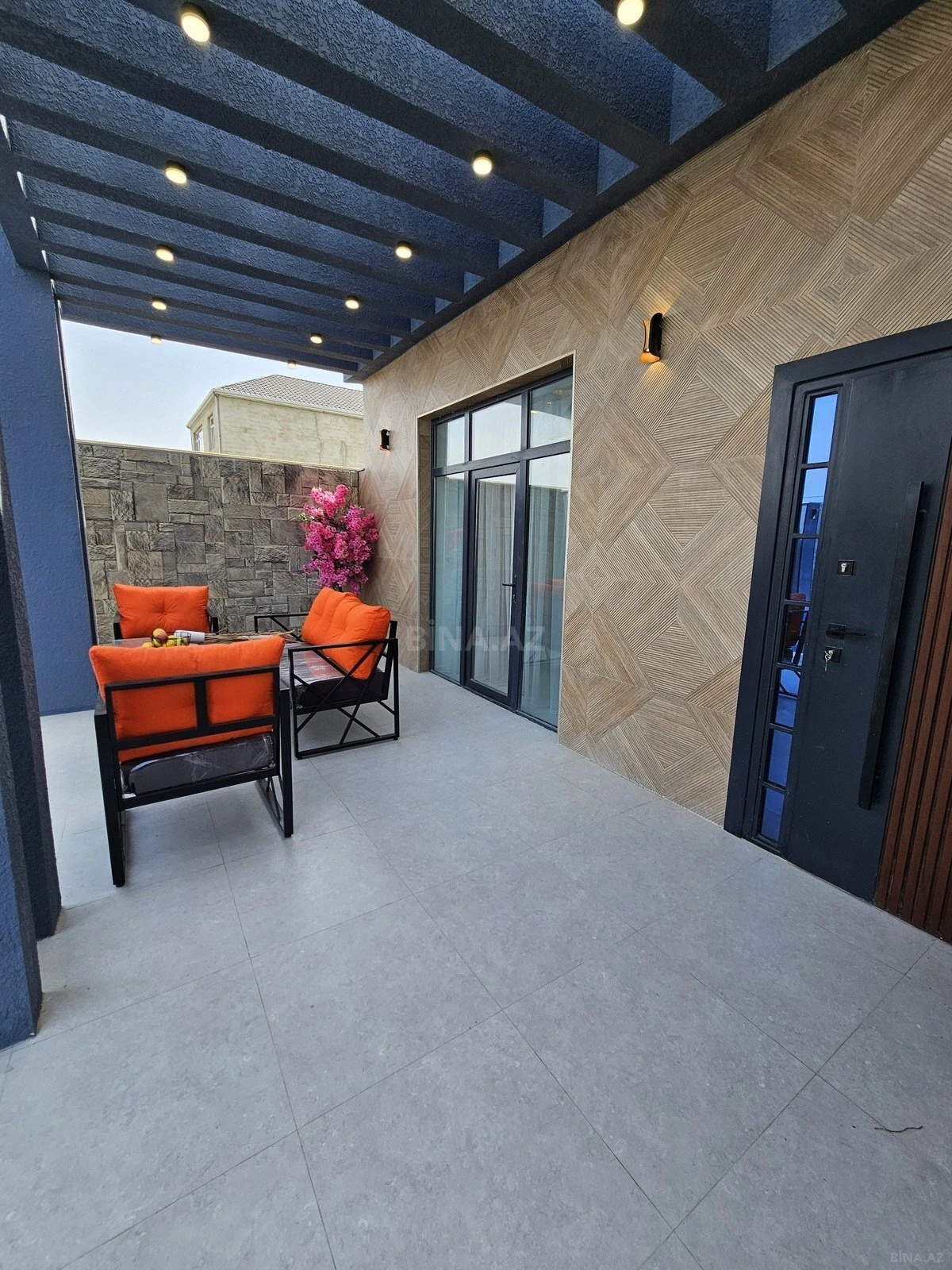 Satılır 4 otaqlı həyət evi 160 m²