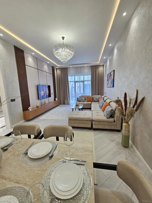 Satılır 4 otaqlı həyət evi 160 m²