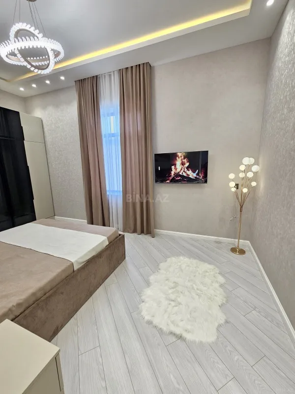 Satılır 4 otaqlı həyət evi 160 m²