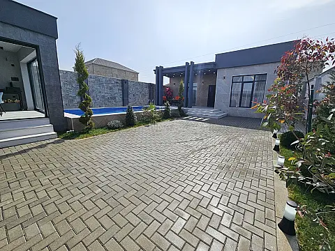 Satılır 4 otaqlı həyət evi 160 m²