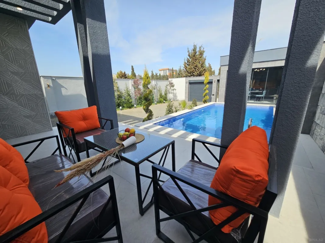 Satılır 4 otaqlı həyət evi 160 m²