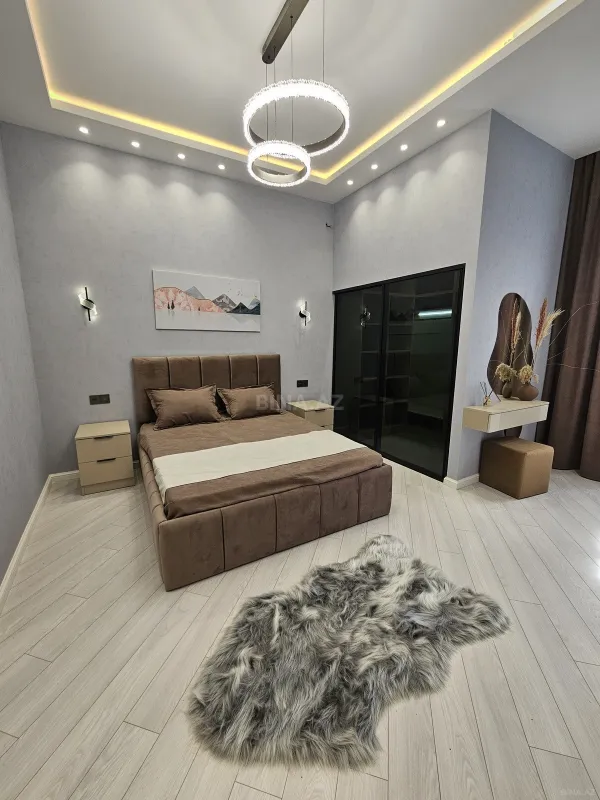 Satılır 4 otaqlı həyət evi 160 m²