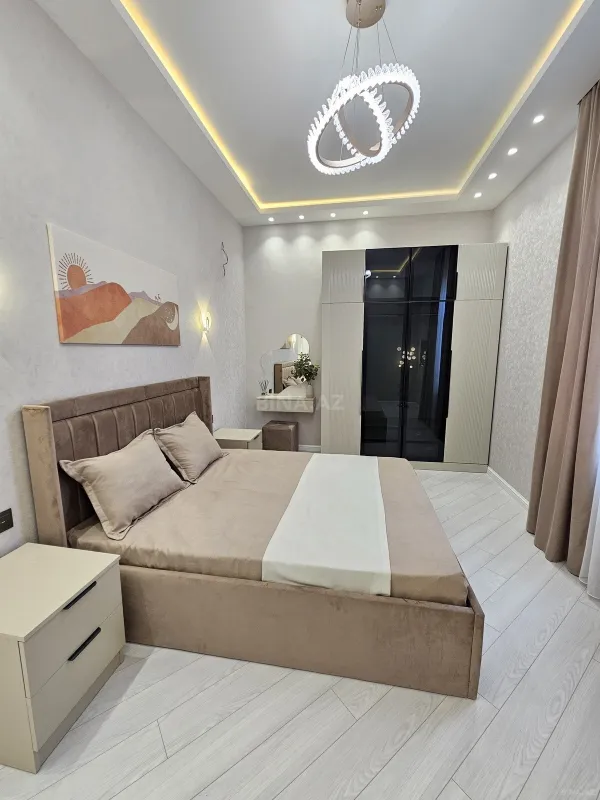 Satılır 4 otaqlı həyət evi 160 m²